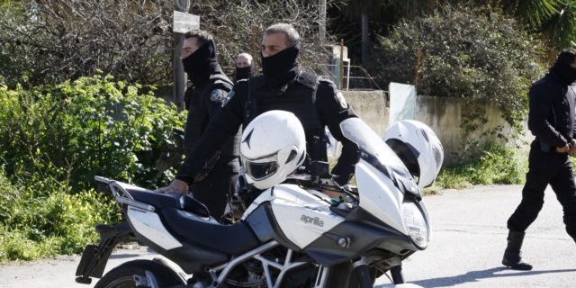 Γυναικοκτονία στη Σαλαμίνα: Συνελήφθη ο 70χρονος δράστης