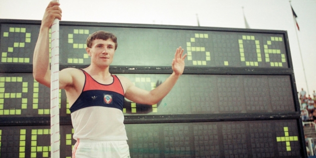 Ο Σεργκέι Μπούκμπα.