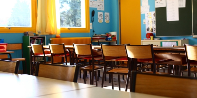 Γαλλία: 12χρονη απείλησε με μαχαίρι την καθηγήτριά της