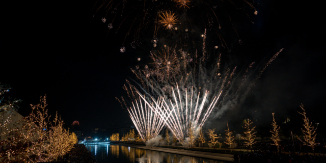 Παραμονή Πρωτοχρονιάς στο ΚΠΙΣΝ_ Πυροτεχνήματα