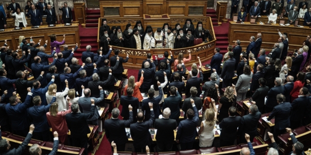 Γιατί ολισθαίνει το κράτος δικαίου στην Ελλάδα;