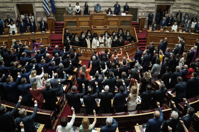 Γιατί ολισθαίνει το κράτος δικαίου στην Ελλάδα;