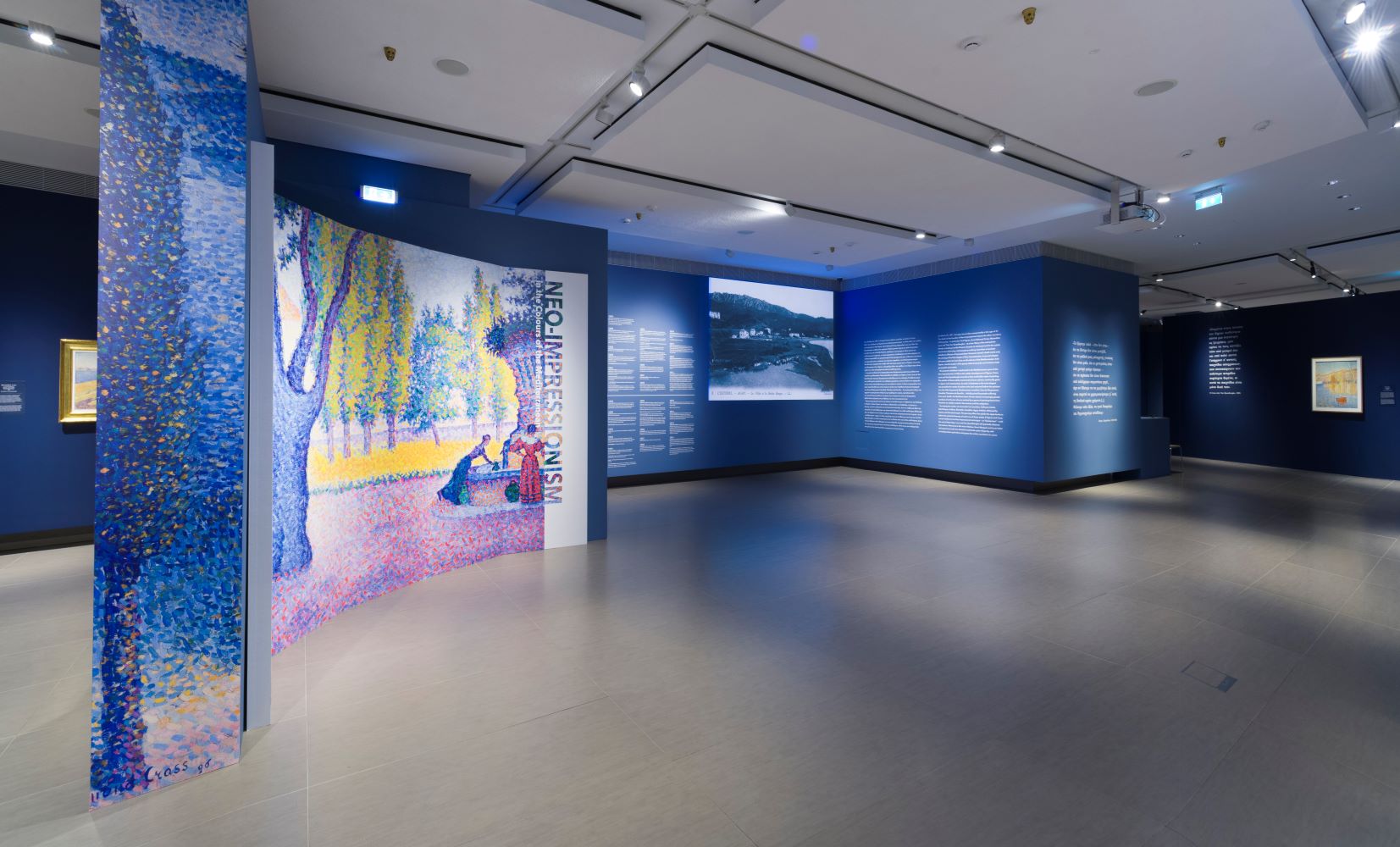 Άποψη της έκθεσης «Ο Νεοϊμπρεσιονισμός στα χρώματα της Μεσογείου». 