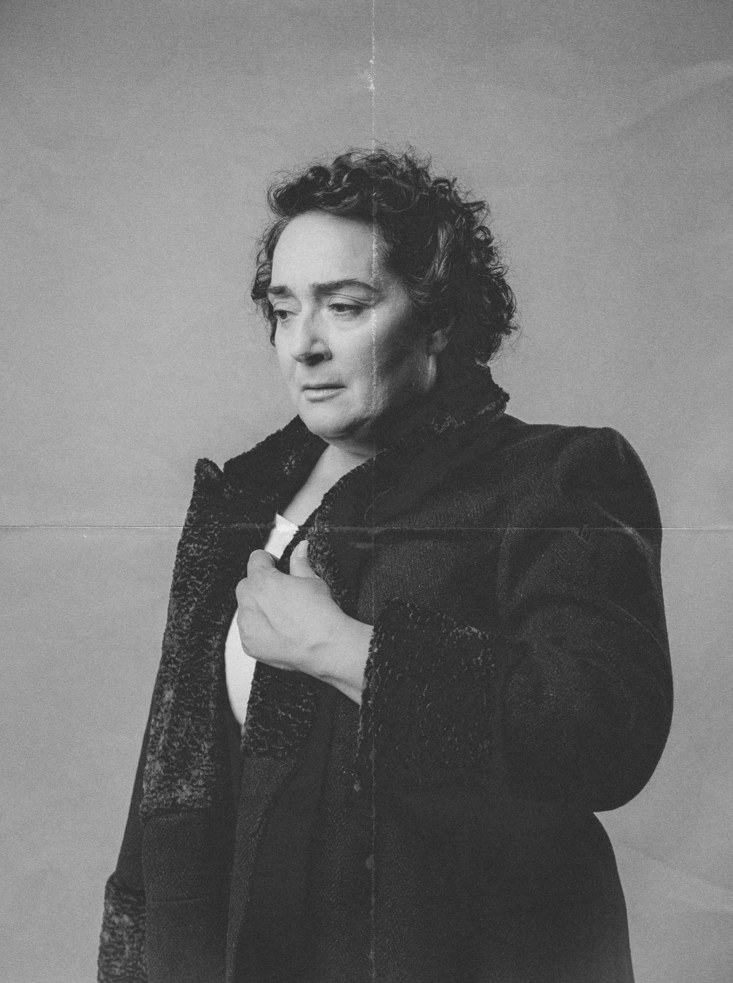 Κακούργα Πεθερά- 4Frontal