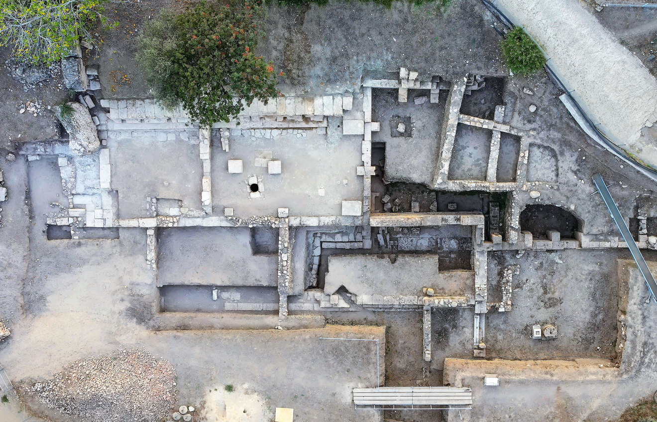 Αεροφωτογραφία της ανασκαφής στο Τέμενος του Ασκληπιού, στην πόλη της Επιδαύρου