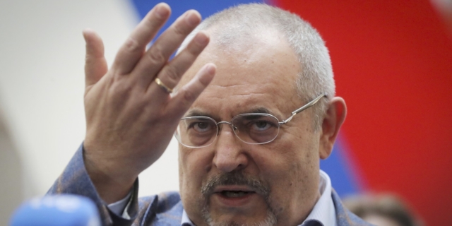 Μπόρις Ναντέζντιν