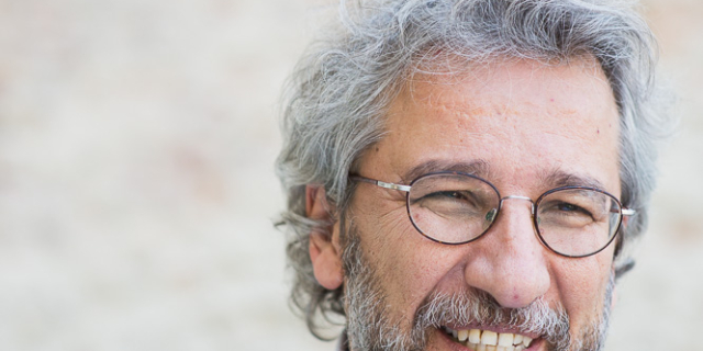 Τζαν Ντιουντάρ: “Αγαπήστε τα παιδιά σας για να γλιτώσουμε από τους Ερντογάν”