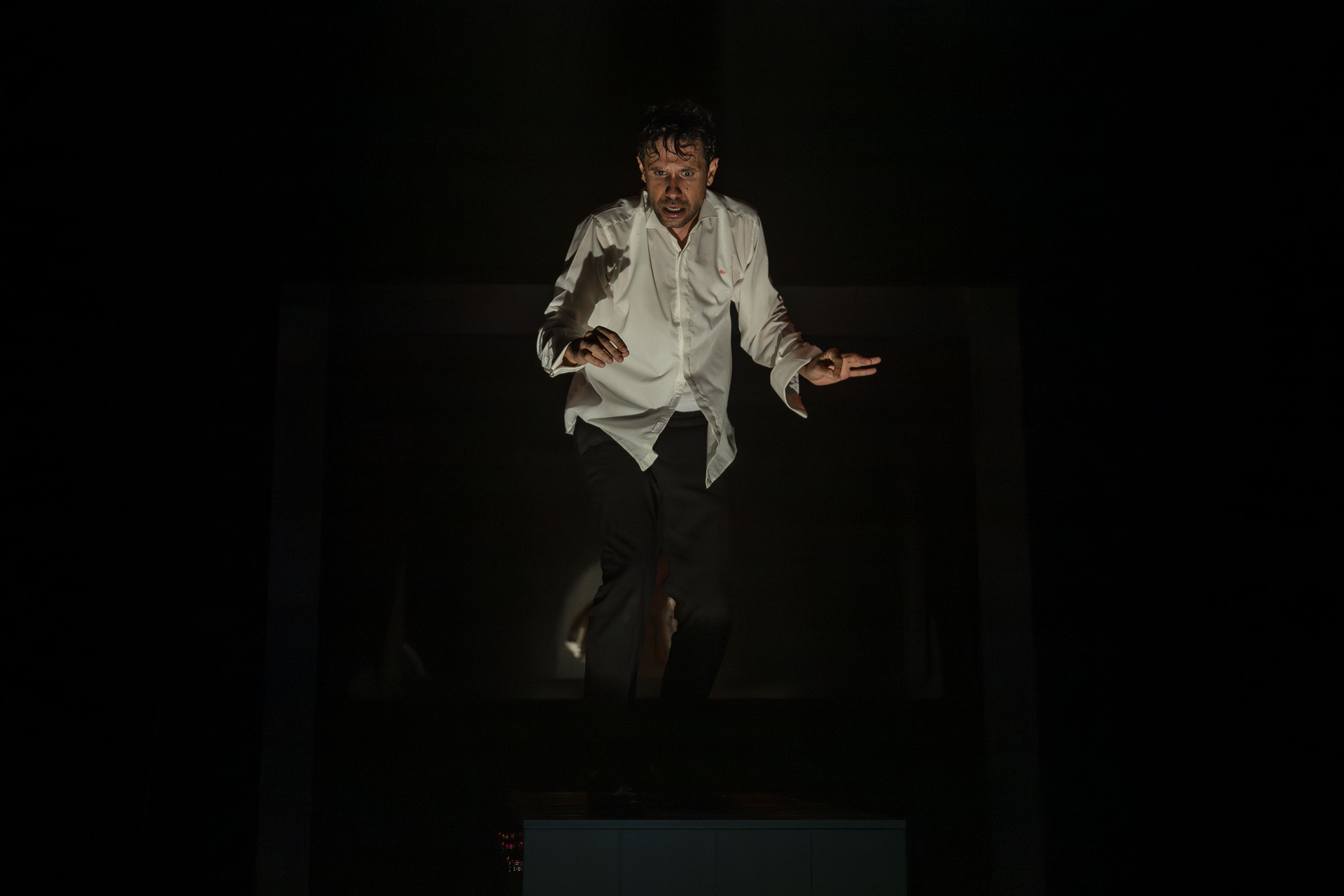 Ο άσχημος- Γιώργος Κουτλής