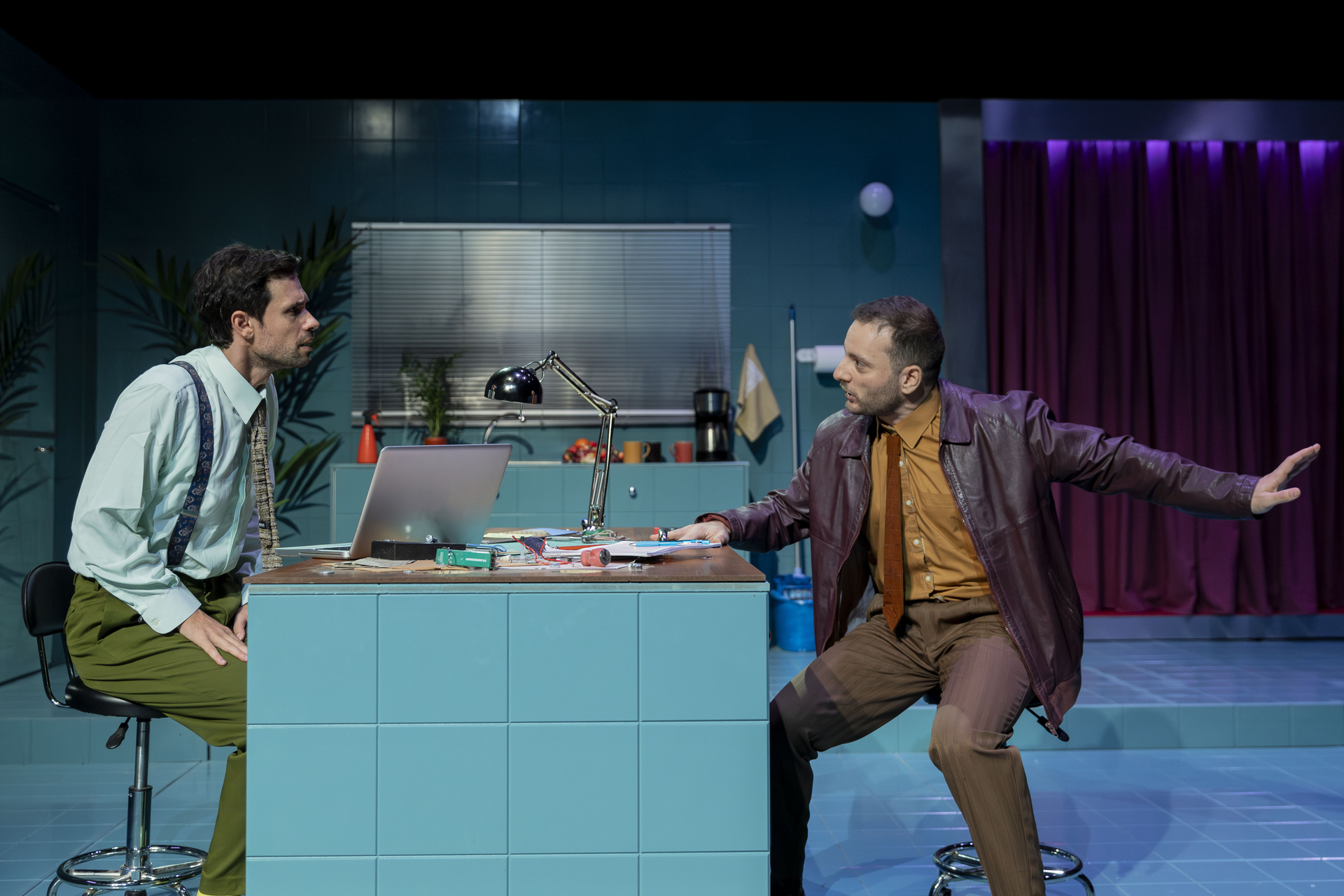 Ο άσχημος- Γιώργος Κουτλής