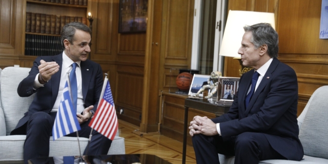 O πρωθυπουργός Κυριάκος Μητσοτάκης με τον Αμερικανό υπουργό Εξωτερικών, Άντονι Μπλίνκεν.