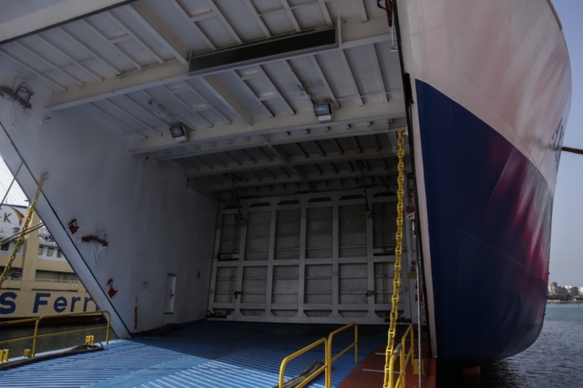 Μηχανική βλάβη στο πλοίο “Απόλλων Ελλάς” – Ταλαιπωρία για 130 επιβάτες