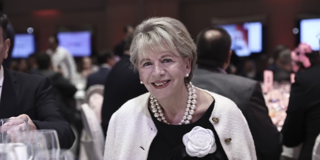 Έλενα Ακρίτα: Η φρίκη στη χωματερή της Ξάνθης με 600+ σκυλιά να λιμοκτονούν πρέπει να τελειώσει άμεσα