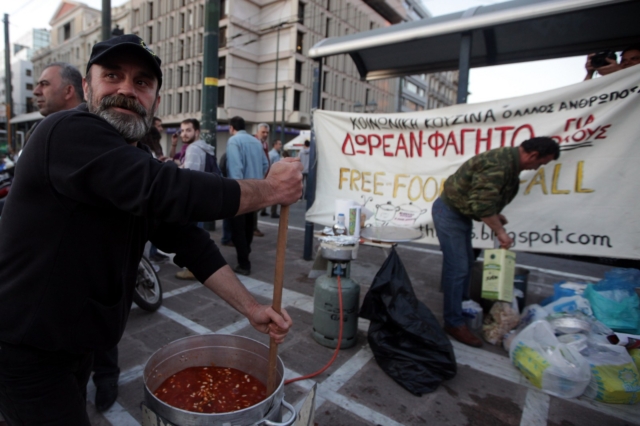 Ο ιδρυτής της κοινωνικής κουζίνας "Ο Άλλος Άνθρωπος", Κωνσταντίνος Πολυχρονόπουλος