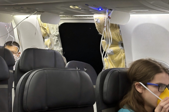 Boeing 737 Max 9: Σοκαριστικά ευρήματα μετά την αποκόλληση παραθύρου εν πτήσει