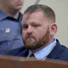 ΗΠΑ: Φυλάκιση 14 μηνών σε λευκό αστυνομικό για τον θάνατο του Ελάιζα ΜακΚλέιν