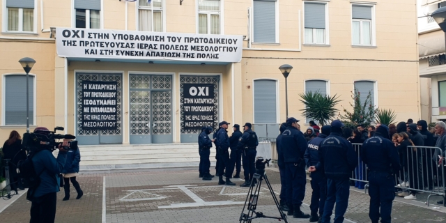 Μεσολόγγι: Προφυλακιστέος ο 50χρονος κρεοπώλης – Έντονες αποδοκιμασίες