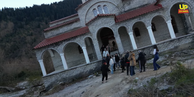 Τρίκαλα: Η εκκλησία με κλίση μεγαλύτερη από του Πύργου της Πίζας