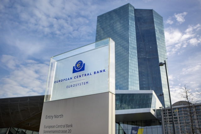 Αμετάβλητα σήμερα τα επιτόκια από την ΕΚΤ