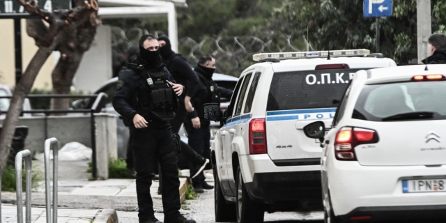 Απολογία στον ανακριτή των δύο συλληφθέντων από την Ελληνική Αστυνομία για τις δολοφονίες των Βασίλη Ρουμπέτη και Γιάννη Σκαφτούρου,