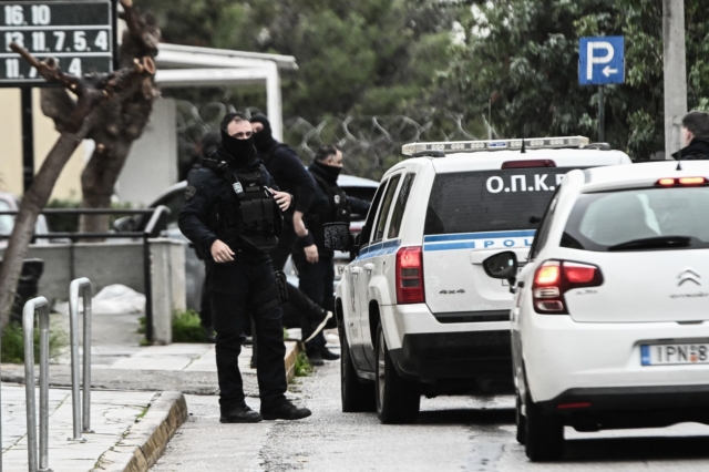 Απολογία στον ανακριτή των δύο συλληφθέντων από την Ελληνική Αστυνομία για τις δολοφονίες των Βασίλη Ρουμπέτη και Γιάννη Σκαφτούρου,