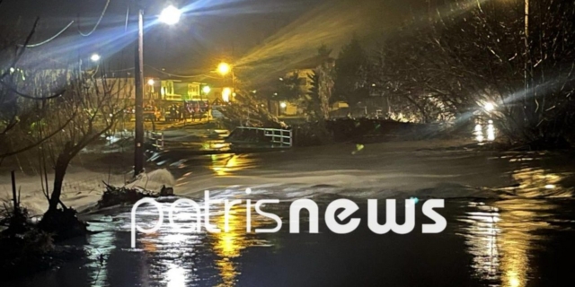 Ηλεία: Όχημα παρασύρθηκε από φουσκωμένο χείμαρρο – Αναζητούνται οι επιβαίνοντες