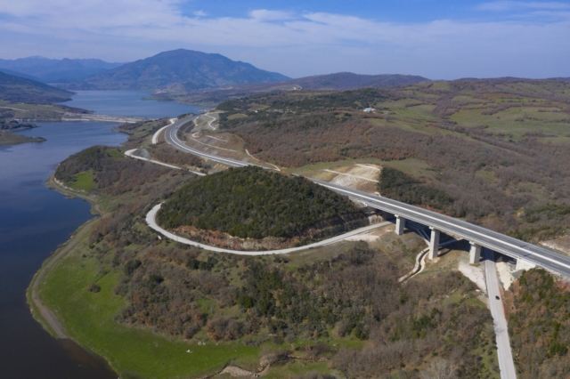 Τρέχουν" οι εργασίες στον Ε65