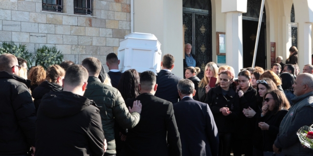 Κηδεία του 31χρονου Μπάμπη