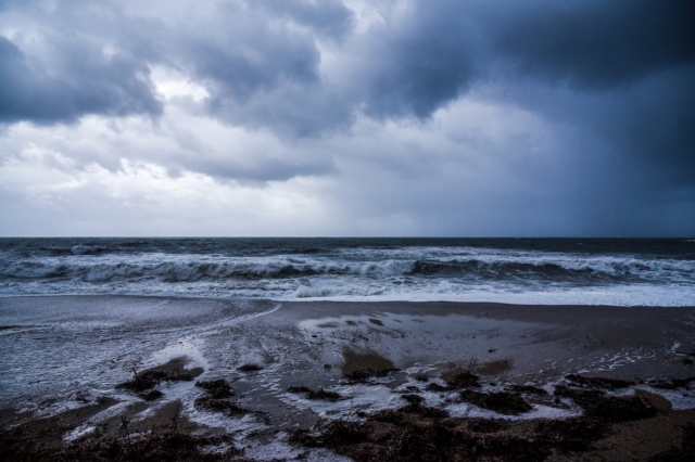 Κυπαρισσία: Κύματα παρέσυραν και έπνιξαν 66χρονη στο λιμάνι