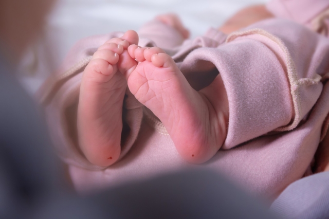 Βέροια: Η μητέρα χτύπησε μέχρι θανάτου το 6 μηνών βρέφος