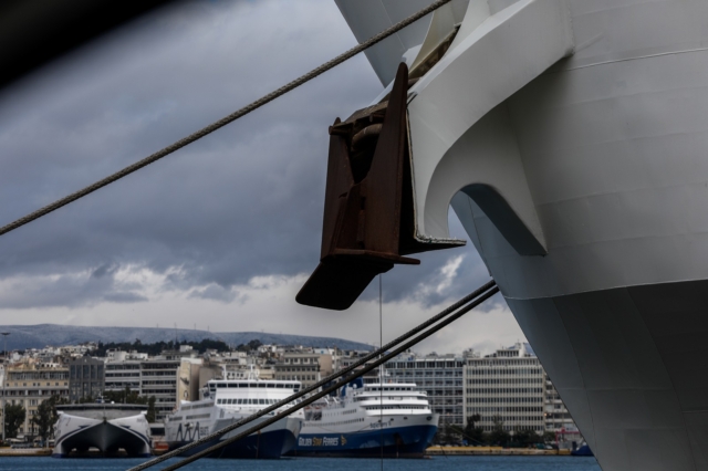Κακοκαιρία: Αλλαγές στα δρομολόγια των πλοίων από το λιμάνι του Πειραιά – Τι ισχύει για Ραφήνα και Λαύριο