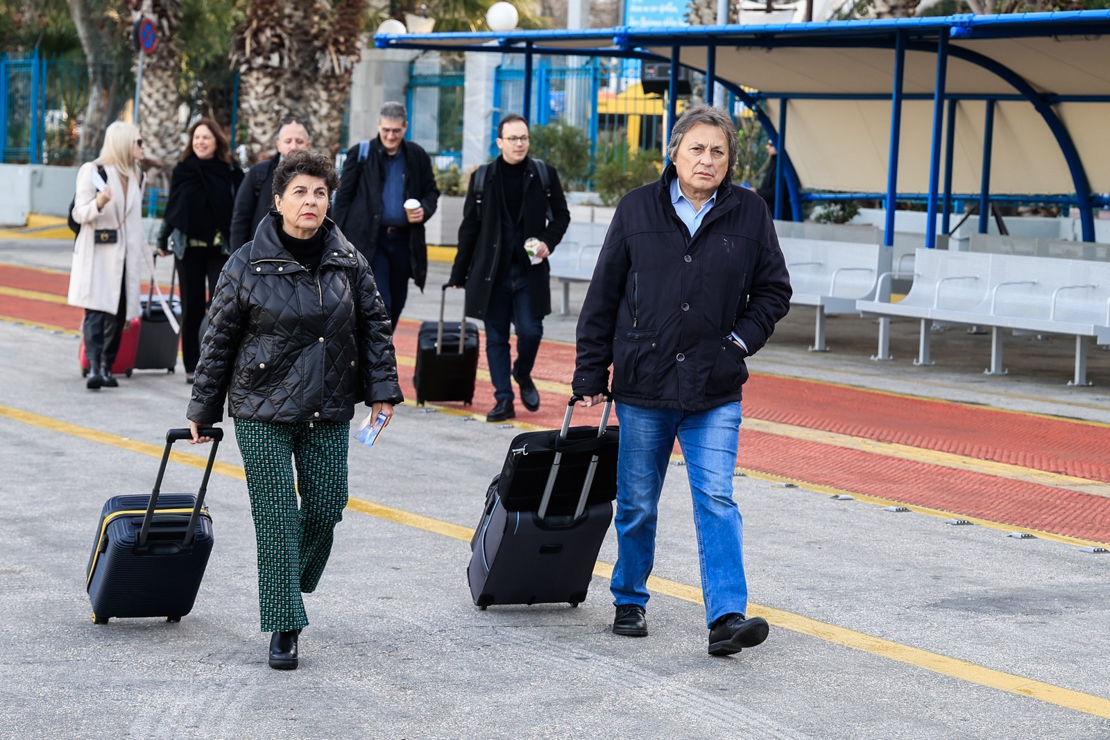 Στιγμιότυπο από το λιμάνι του Πειραιά, όπου βουλευτές του ΣΥΡΙΖΑ - Προοδευτική Συμμαχία αναχωρούν για τις Σπέτσες, όπου πρόκειται να συνεδριάσει η Κοινοβουλευτική Ομάδα του κόμματος