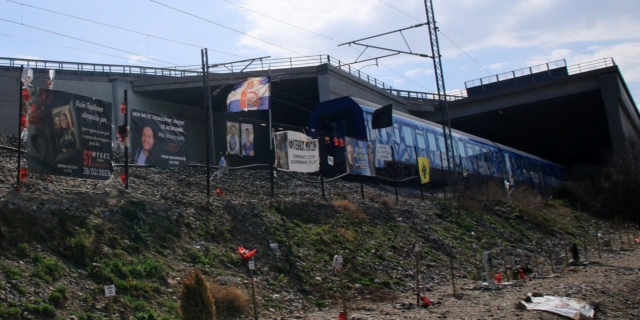 Τέμπη: Απορρίφθηκε το αίτημα για κλήση του εφέτη ανακριτή – Αντιδρούν οι συγγενείς