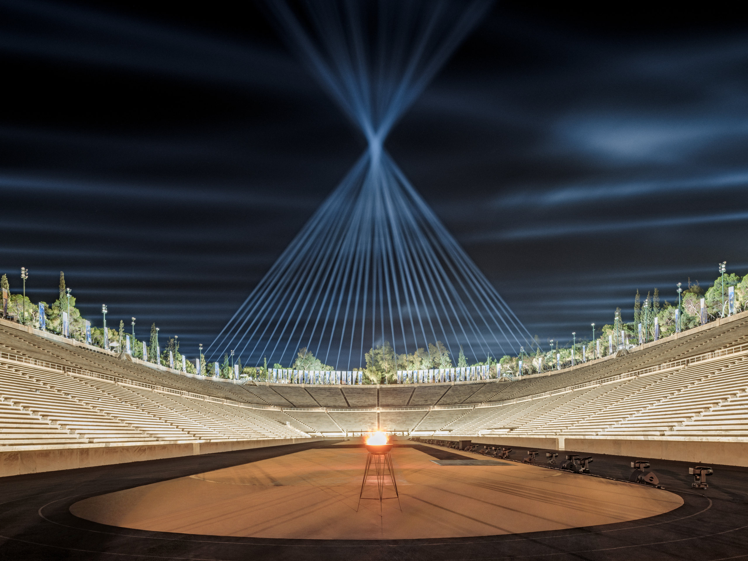 Φωτογραφία από την επίδειξη μόδας Cruise 2022 στο Καλλιμάρμαρο