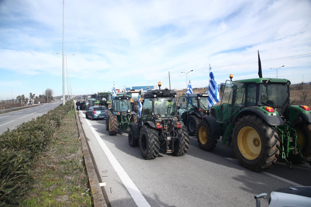 Μπλόκο στους αγρότες της Χαλκιδικής