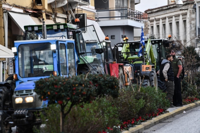 Κινητοποίηση αγροτών και κτηνοτρόφων της Ηλείας στην κεντρική πλατεία Πύργου