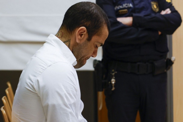 Ο Ντάνι Άλβες καταδικάστηκε σε φυλάκιση 4.5 χρόνων για τον βιασμό 23χρονης