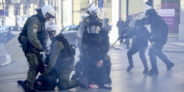 Πανεκπαιδευτικό συλλαλητήριο στην Θεσσαλονίκη ενάντια στο νομοσχέδιο της κυβέρνησης για την ίδρυση ιδιωτικών πανεπιστημίων