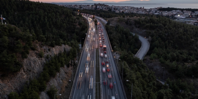 Σταϊκούρας: Το 2027 έτοιμο το Flyover και το 2028 ο προαστιακός