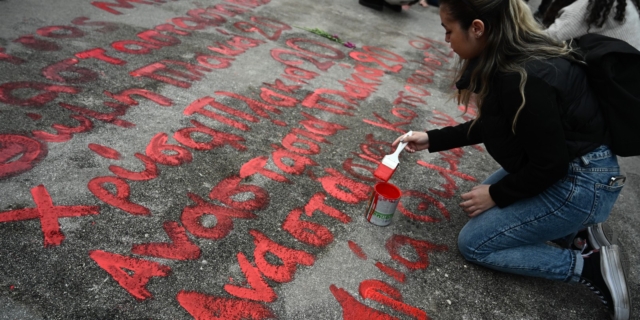 Πανεκπαιδευτικό συλλαλητήριο στην Αθήνα ενάντια στο νομοσχέδιο της κυβέρνησης για την ίδρυση ιδιωτικών πανεπιστημίων με τη συμμετοχή φοιτητών, μαθητών, δασκάλων και καθηγητών, Πέμπτη 29 Φεβρουαρίου 2024.