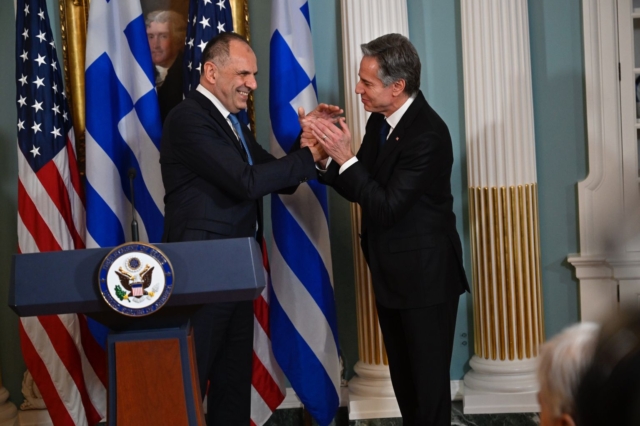 Συνάντηση Γεραπετρίτη – Μπλίνκεν: Περαιτέρω ενδυνάμωση της στρατηγικής σχέσης ΗΠΑ-Ελλάδας
