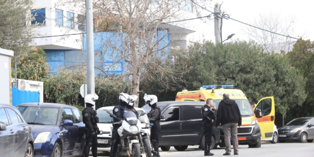Πυροβολισμοί σε ναυτιλιακή εταιρεία στη Γλυφάδα