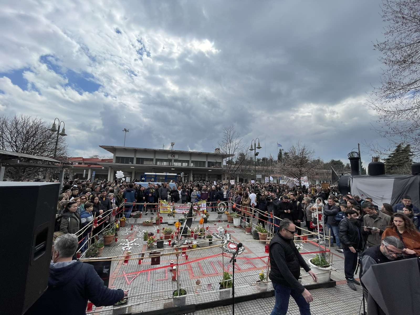Διαδήλωση στη Λάρισα για την τραγωδία στα Τέμπη