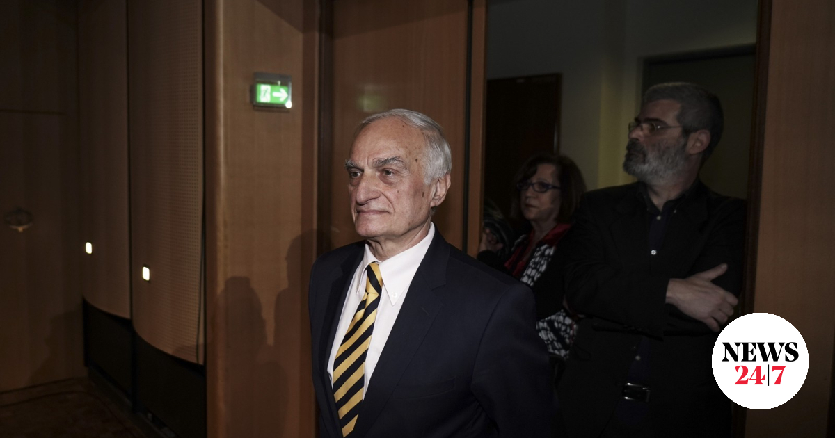Κρίσιμες οι επόμενες 48 ώρες για τον Μανώλη Μαυρομμάτη - Νέο ιατρικό ανακοινωθέν