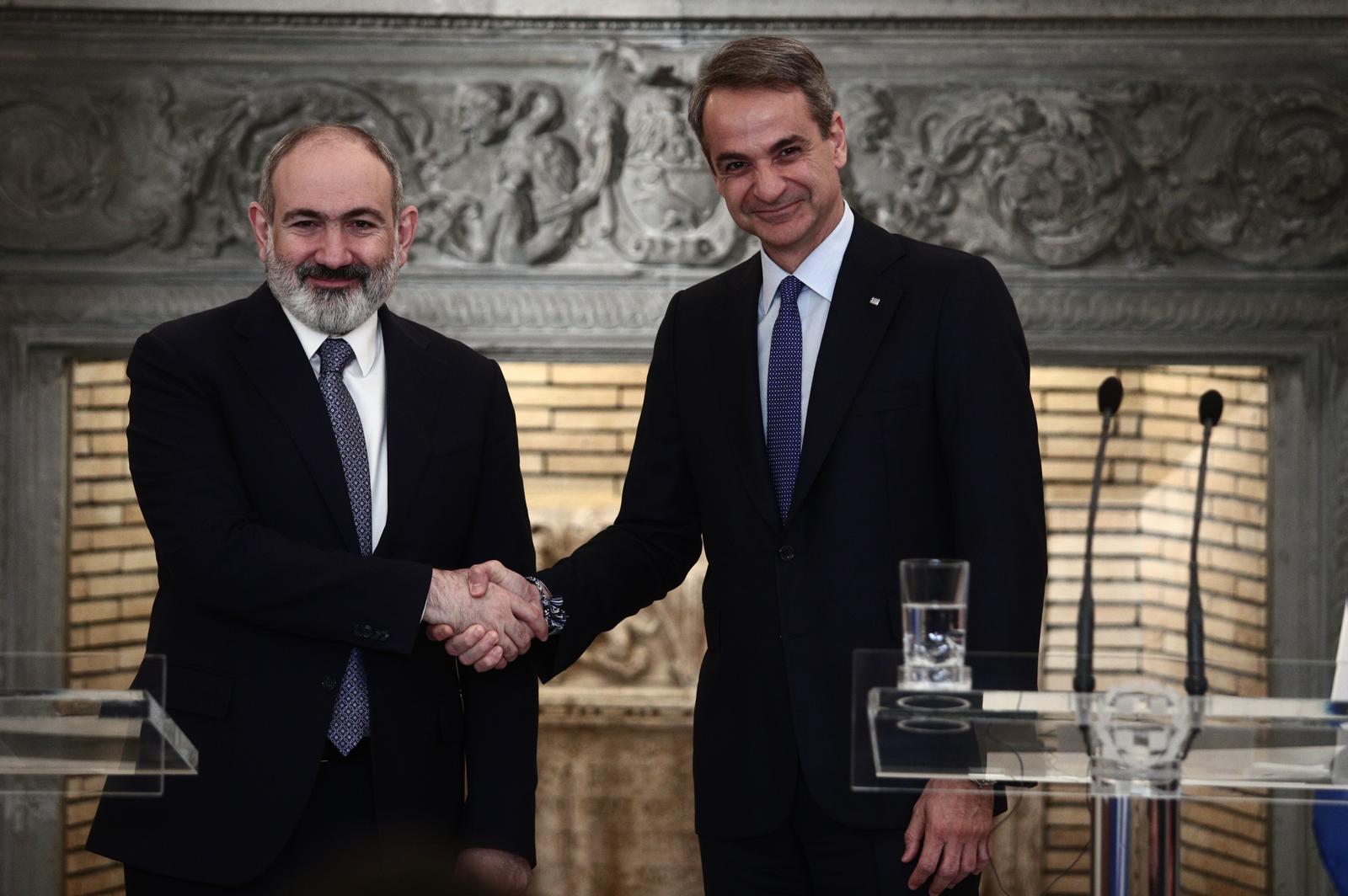 Συνάντηση του Πρωθυπουργού Κυριάκου Μητσοτάκη με τον Πρωθυπουργό της Αρμενίας Nikol Pashinyan, στο Μέγαρο Μαξίμου