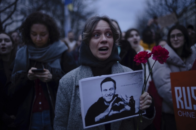 Διαμαρτυρίες για τον θάνατο του Ναβάλνι