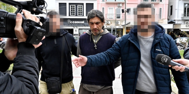 Μεταγωγή στον ανακριτή του 45χρονου Παλαιοχριστιανού