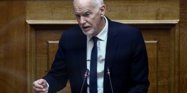 O πρώην πρωθυπουργός, Γιώργος Παπανδρέου