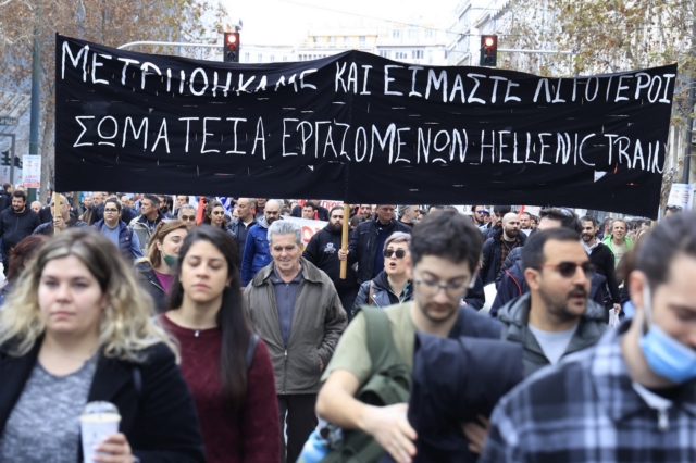 Χιλιάδες Έλληνες στους δρόμους ζήτησαν Δικαιοσύνη για τα Τέμπη