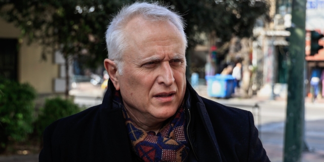 Ο Γιάννης Ραγκούσης