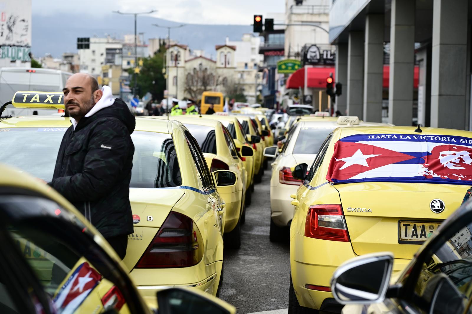 Απεργιακή συγκέντρωση των οδηγών ταξί στην Αθήνα